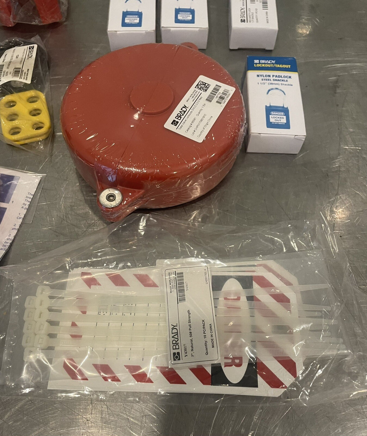 Brady 20TJ62 Portable Lockout Kit Prinzing Y384848 NEW! FREE SHIPPING!