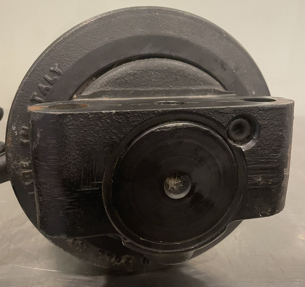 John Deere FF531112 Lower Roller AT444699 NEW! FREE SHIPPING!