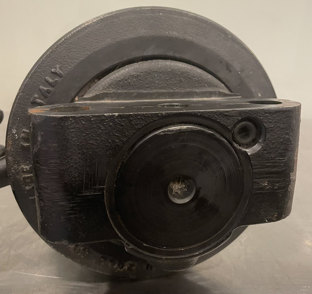 John Deere FF531112 Lower Roller AT444699 NEW! FREE SHIPPING!