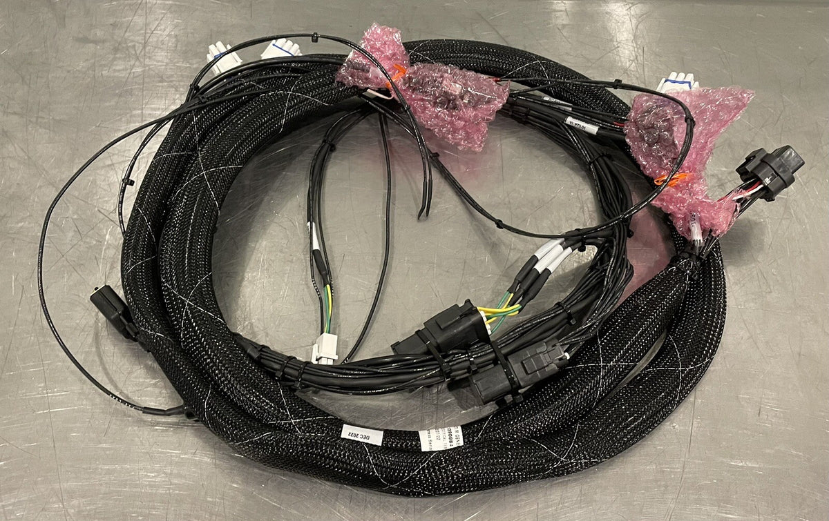 Amphenol CTI 1390884-001 Wire Harness NEW! FREE SHIPPING!