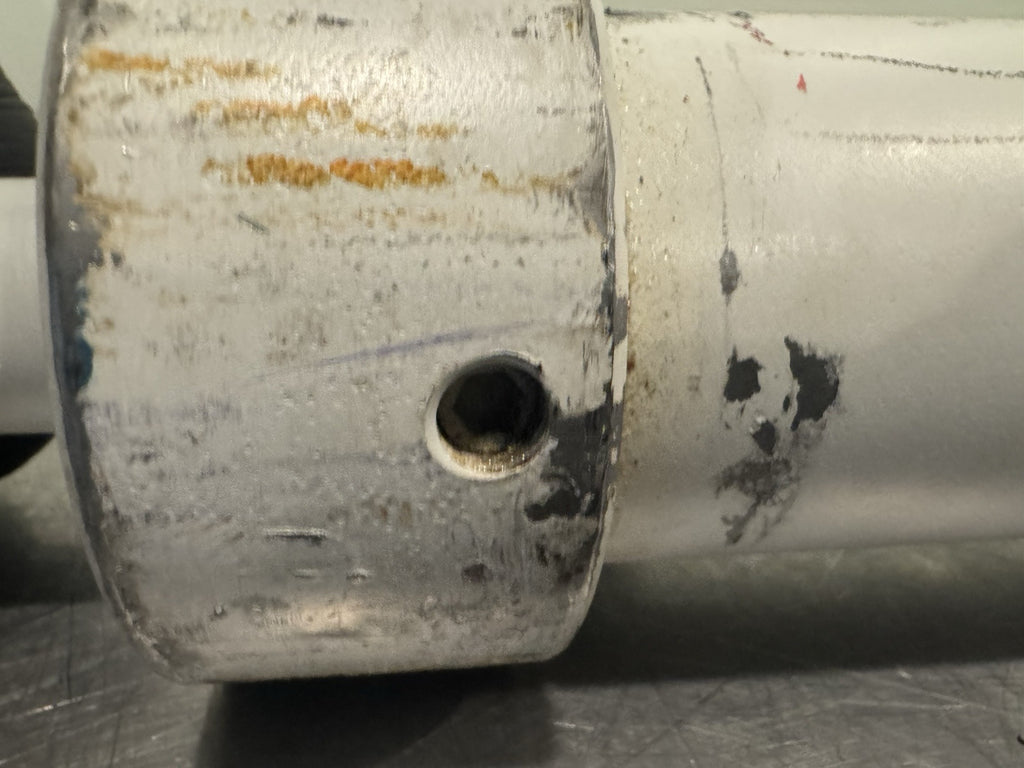 17200571 Hydraulic Cylinder 11-22 39” White NEW! FREE SHIPPING!