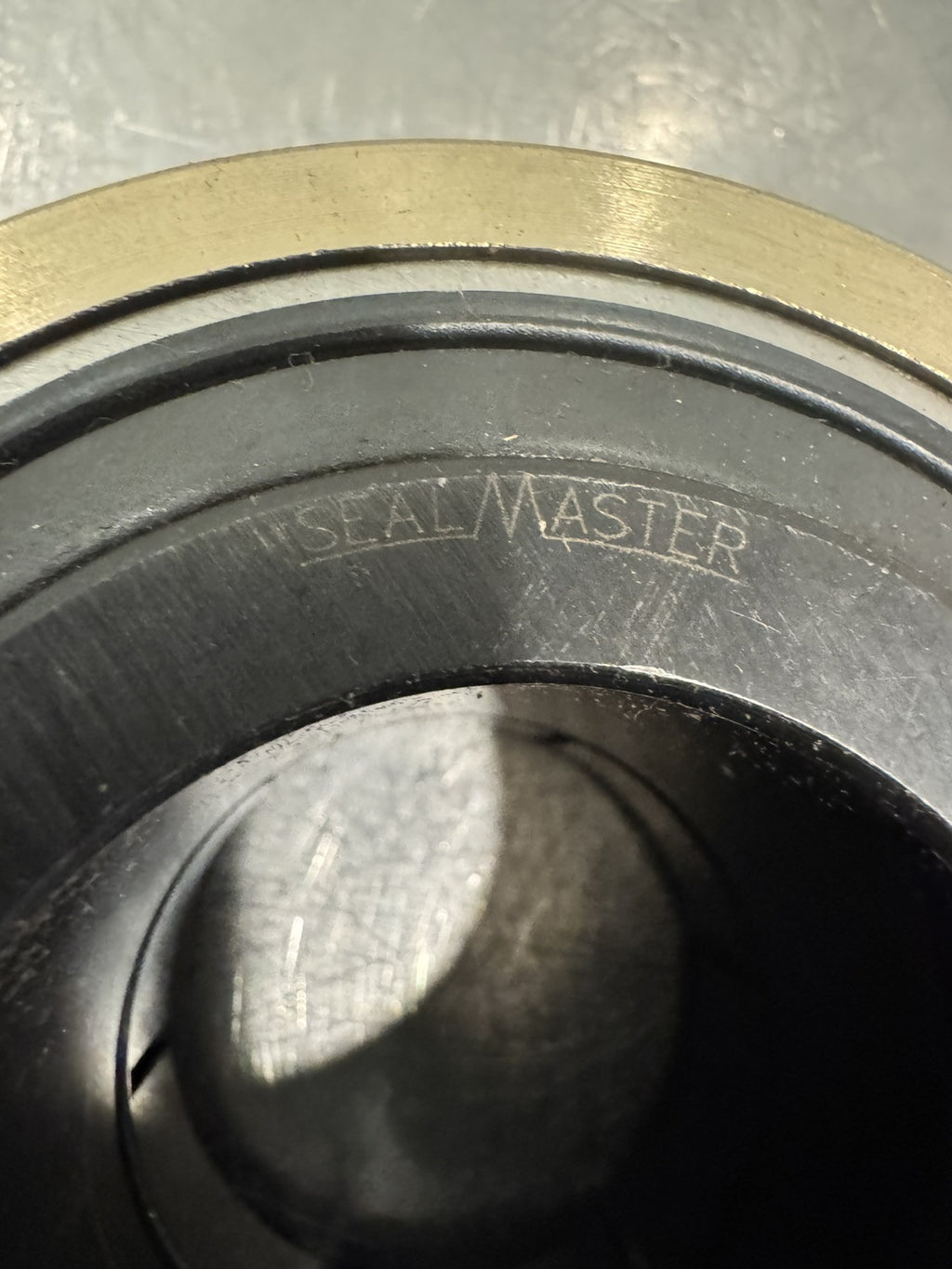 Seal Master AR-3-115T Mounted Black Oxide Concentric Lock Bearing NEW IN BOX!