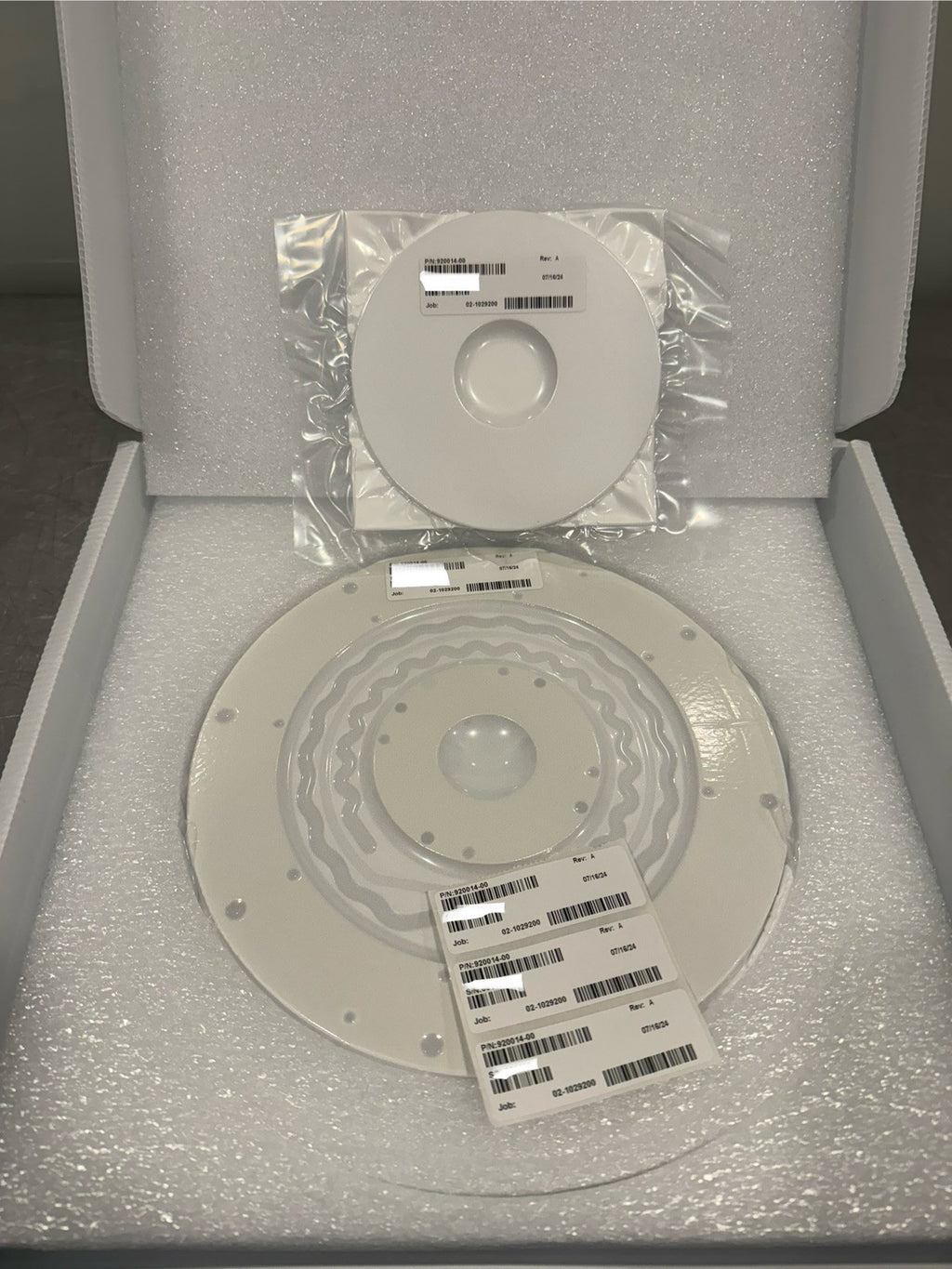 920014-00 Electrode Cap LAM AMAT Applied Materials ASSY NEW! FREE SHIPPING!