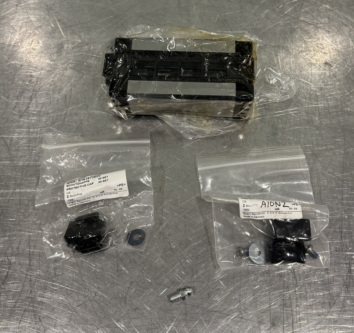 Rexroth R162372320 Ball Runner Block Guide Rail NEW IN BOX! FREE SHIPPING!