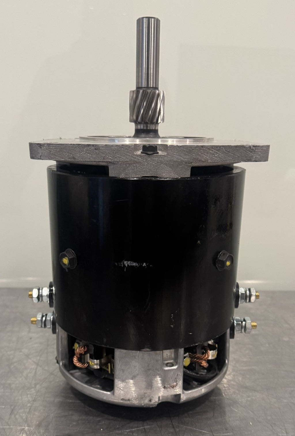 Nidec Crown 153446 Drive Motor AB3-4002 24V DC NEW! FREE SHIPPING!