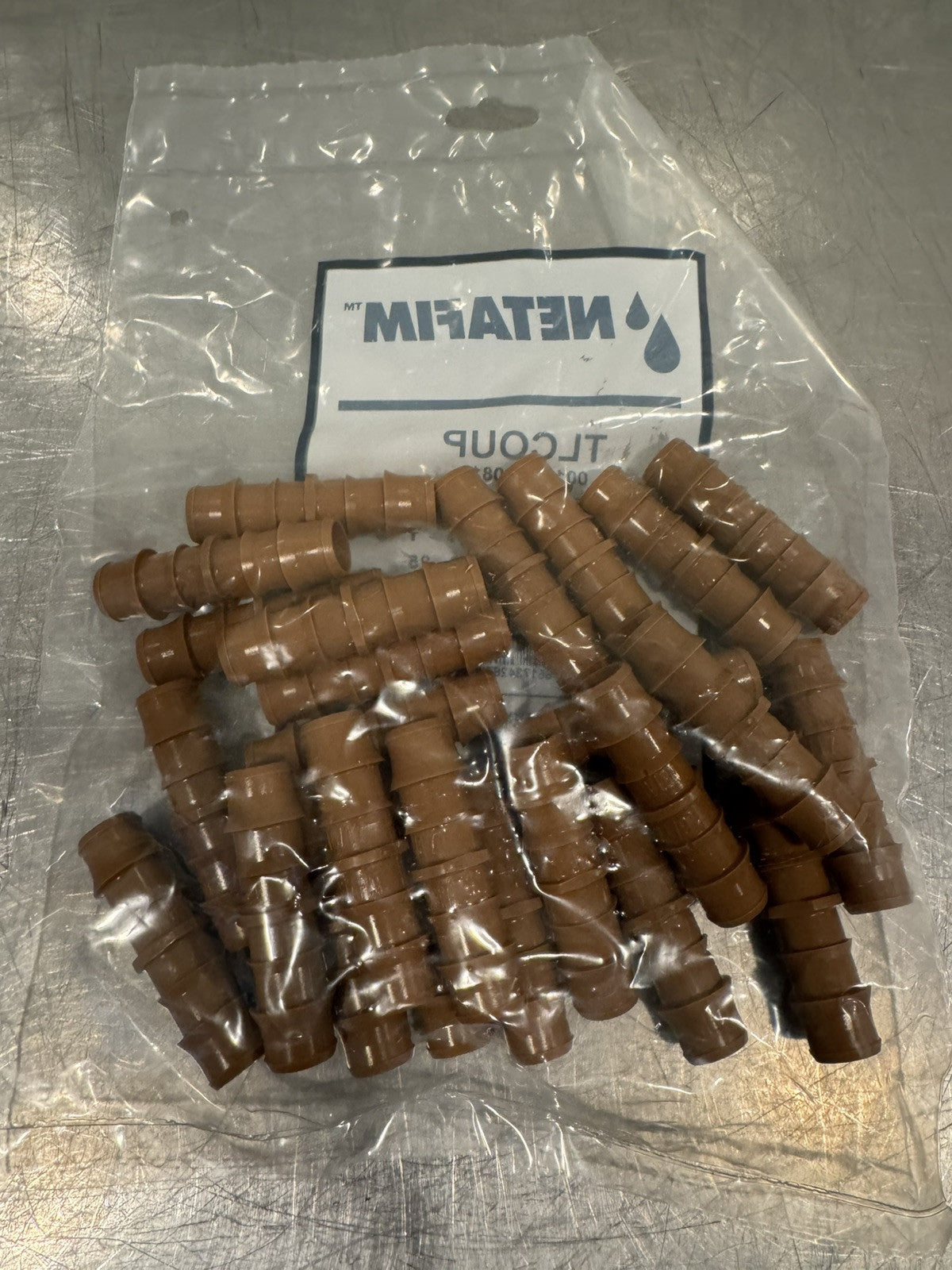 Netafim 00135-000810 Barbed Coupling Irrigation 500 PACK NEW! FREE SHIPPING!