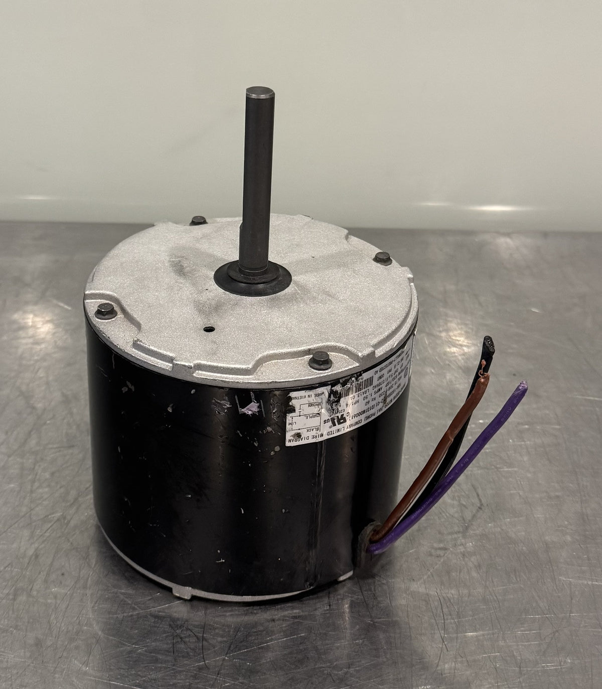 0131M00061 Motor For Goodman Amana Broad Ocean YDK-180S84062-01 NEW! SHIPS FREE!