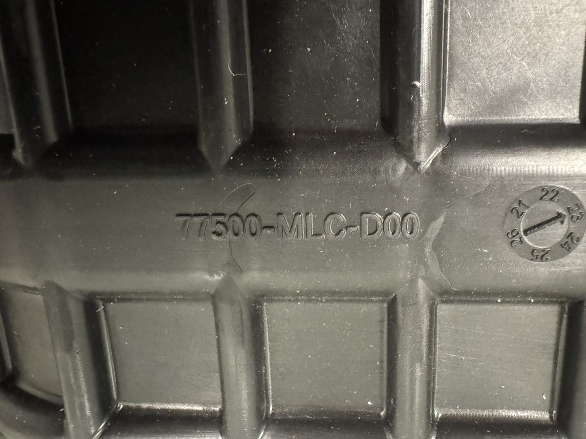 Honda 77500-MLC-D00 Low Seat Translap 750 NEW! FREE SHIPPING!