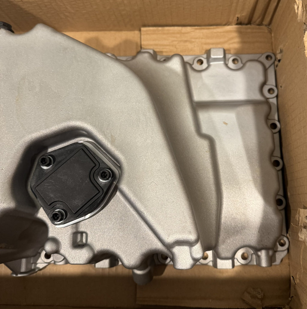 Spectra Premium VOP03A Engine Oil Pan NEW IN BOX! FREE SHIPPING!