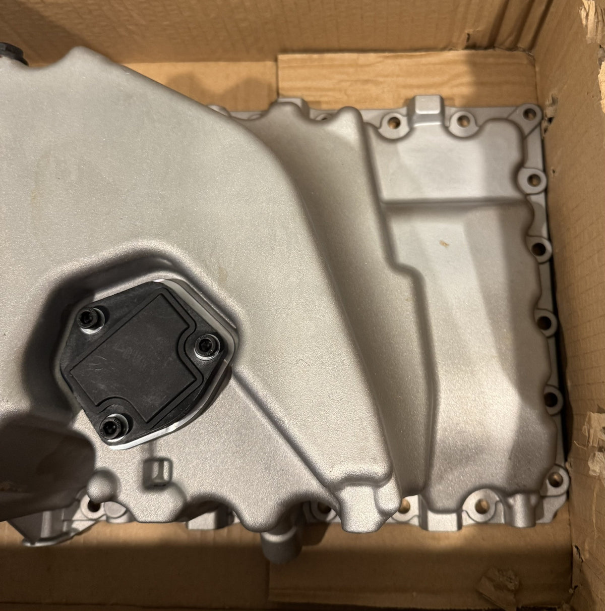 Spectra Premium VOP03A Engine Oil Pan NEW IN BOX! FREE SHIPPING!